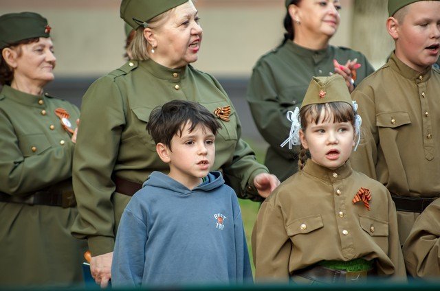 Всероссийская акция «Поём двором» 6 мая 2025 года